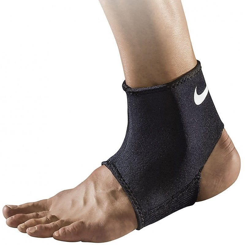 Glezniera Nike Pro Combat Ankle Sleeve 2.0
